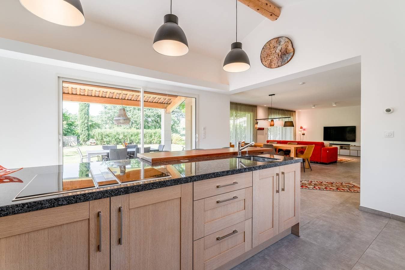 Foto 11 von 30: Ferienhaus 'Maison Les Hirondelles' mit Gemeinschaftspool, WLAN und Klimaanlage