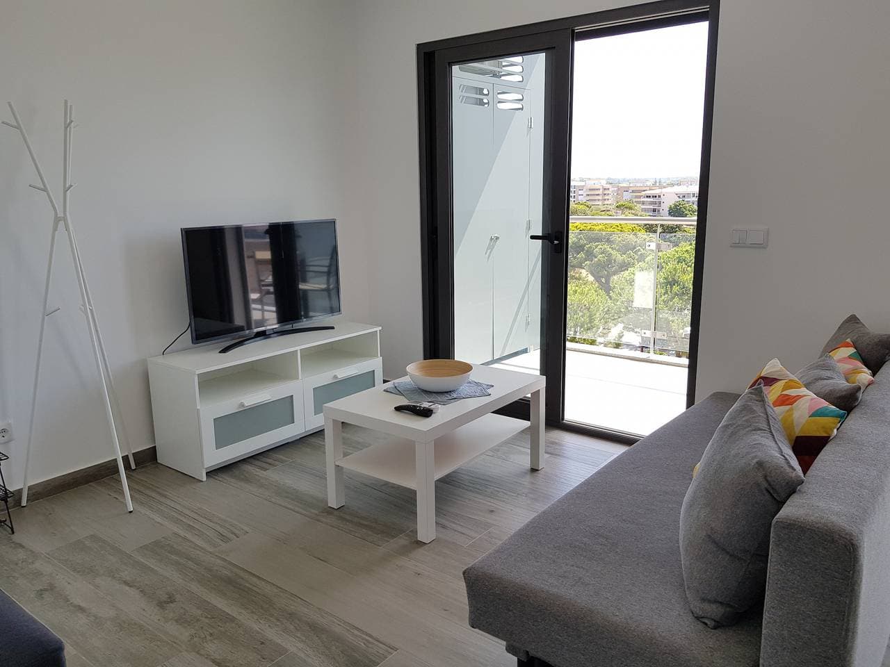 Foto 6 von 30: T1 AForte Novo,A/C,Estac, Wifi,Praia