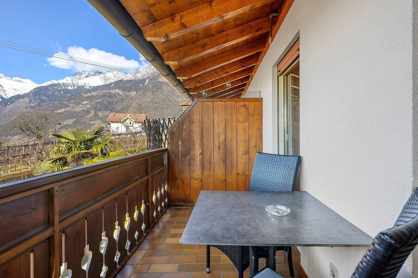 Foto 3 von 32: Ferienwohnung '2 Lindebauer' mit Bergblick und WLAN