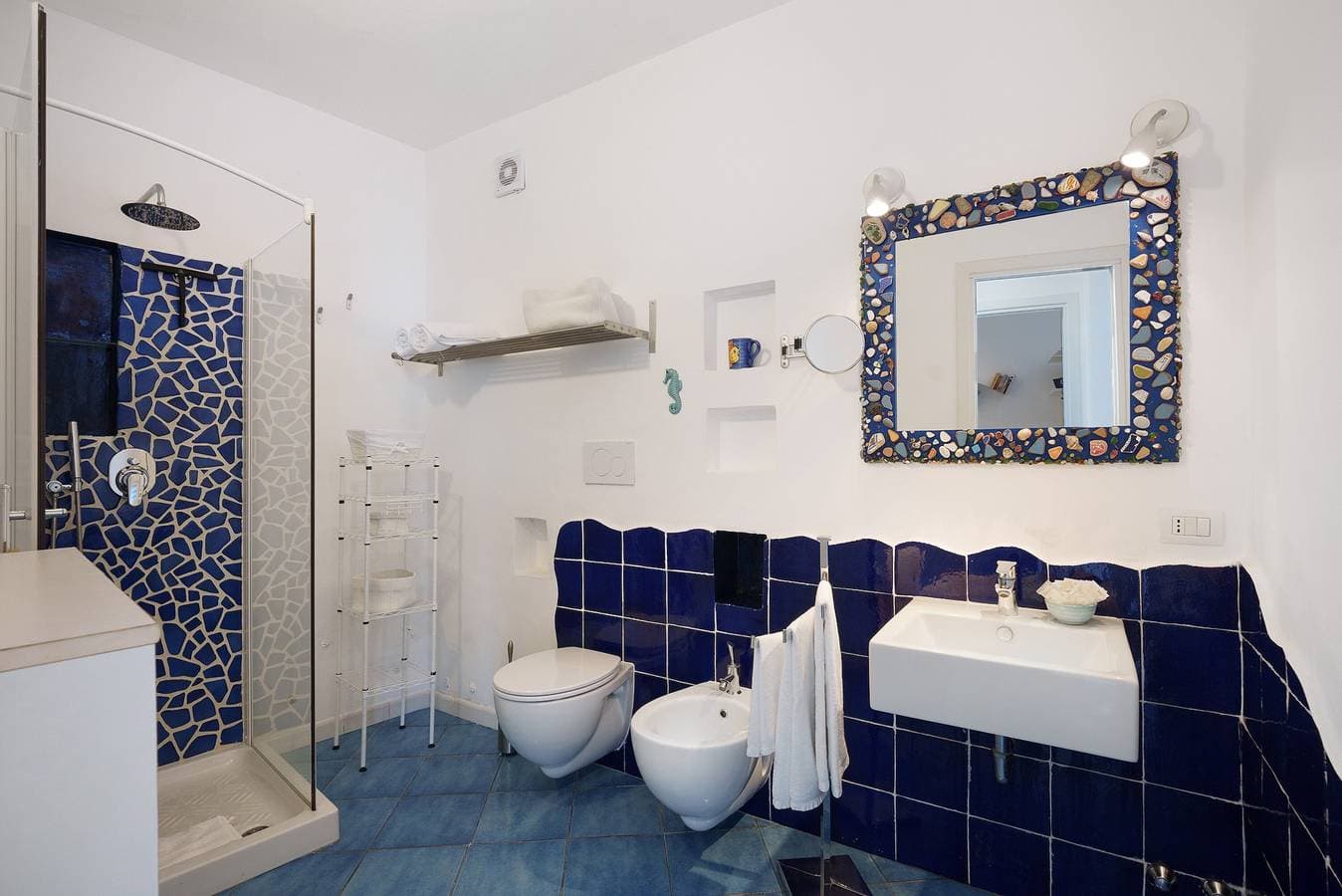 Foto 13 von 30: Ferienwohnung 'Il Geco Praiano' mit Meerblick, Wi-Fi und Klimaanlage
