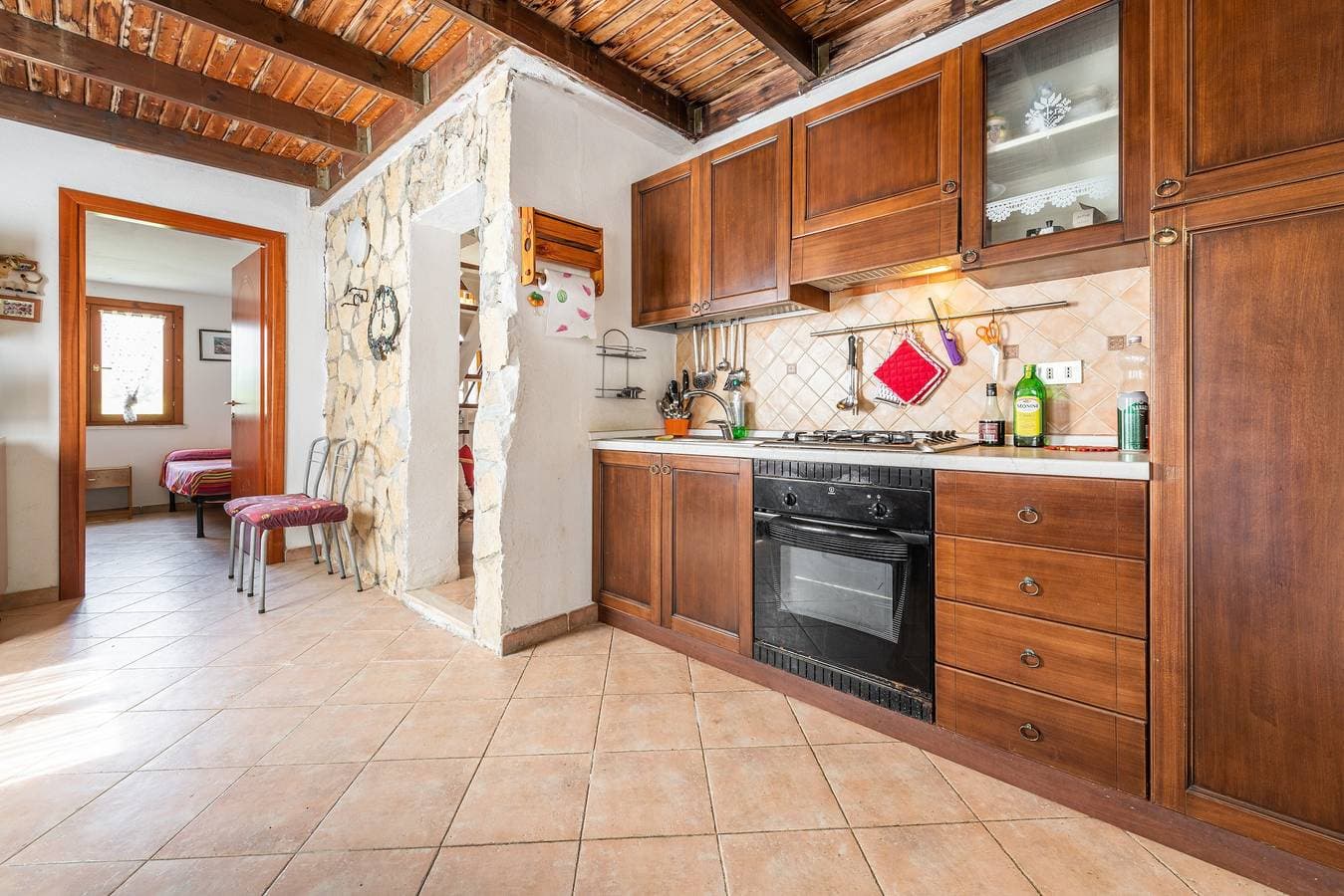 Foto 8 von 26: Haustierfreundliches Ferienhaus Villa Melograno mit Garten, Terrasse und BBQ