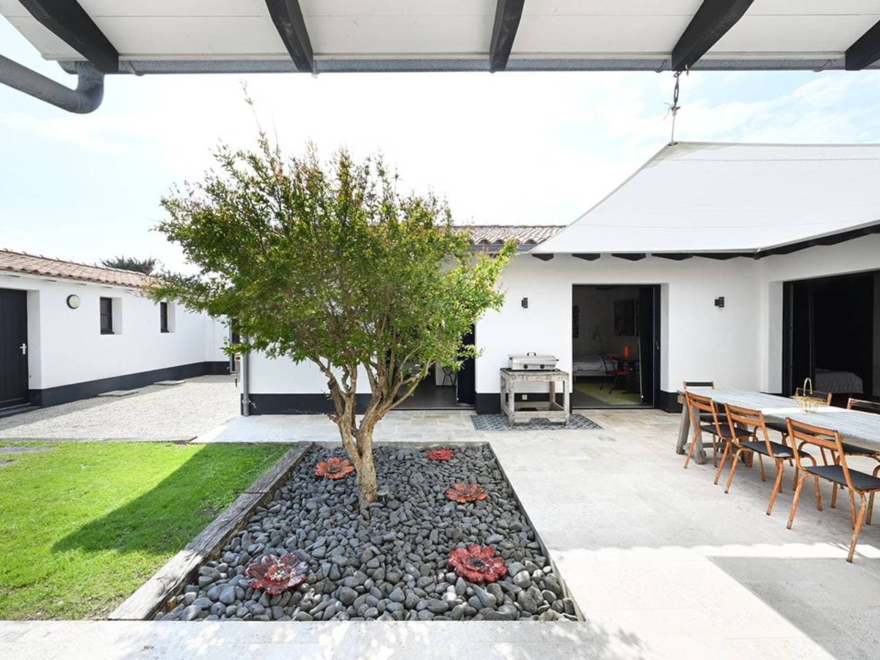 Foto 7 von 34: Geräumiges Haus auf Ile de Ré mit Pool und Parkplatz