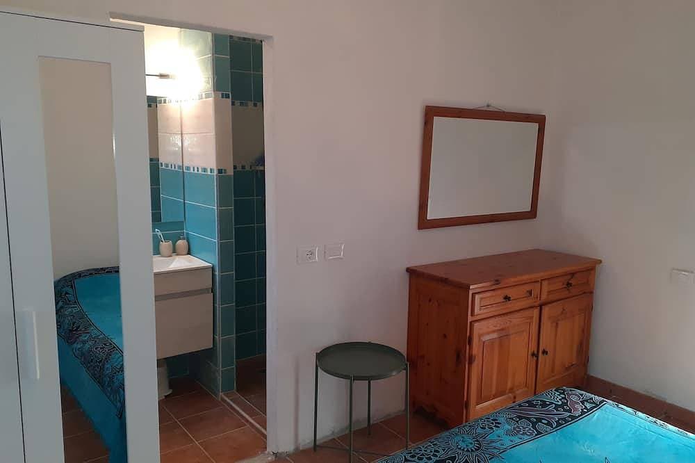 Foto 7 von 30: Comfortable country house with garden and private pool, 4km from Solanas beach.