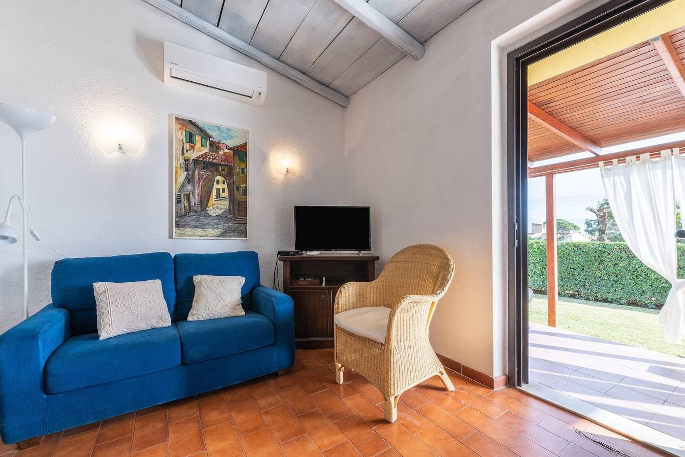 Foto 10 von 35: Ferienhaus "Luisella" mit privater Terrasse und privatem Garten