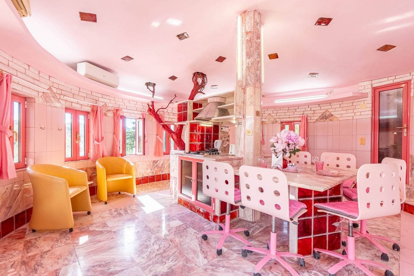 Foto 4 von 24: Ferienwohnung 'Paco's Resort Barbie House' mit Meerblick, WLAN und Klimaanlage