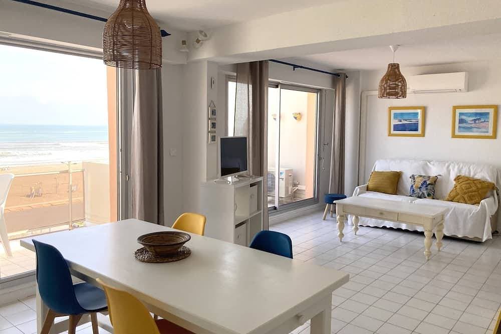 Foto 5 von 11: Waterfront, 58 m² klimatisierte Wohnung mit Doppelbalkon