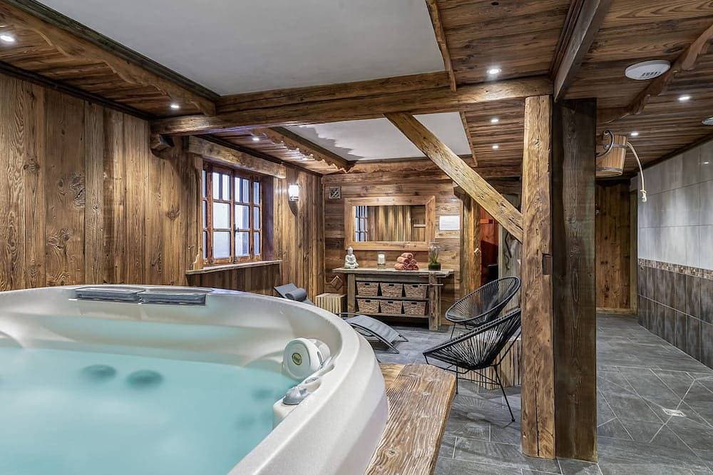 Foto 5 von 8: Wunderschönes Luxuschalet in Courchevel Le Praz