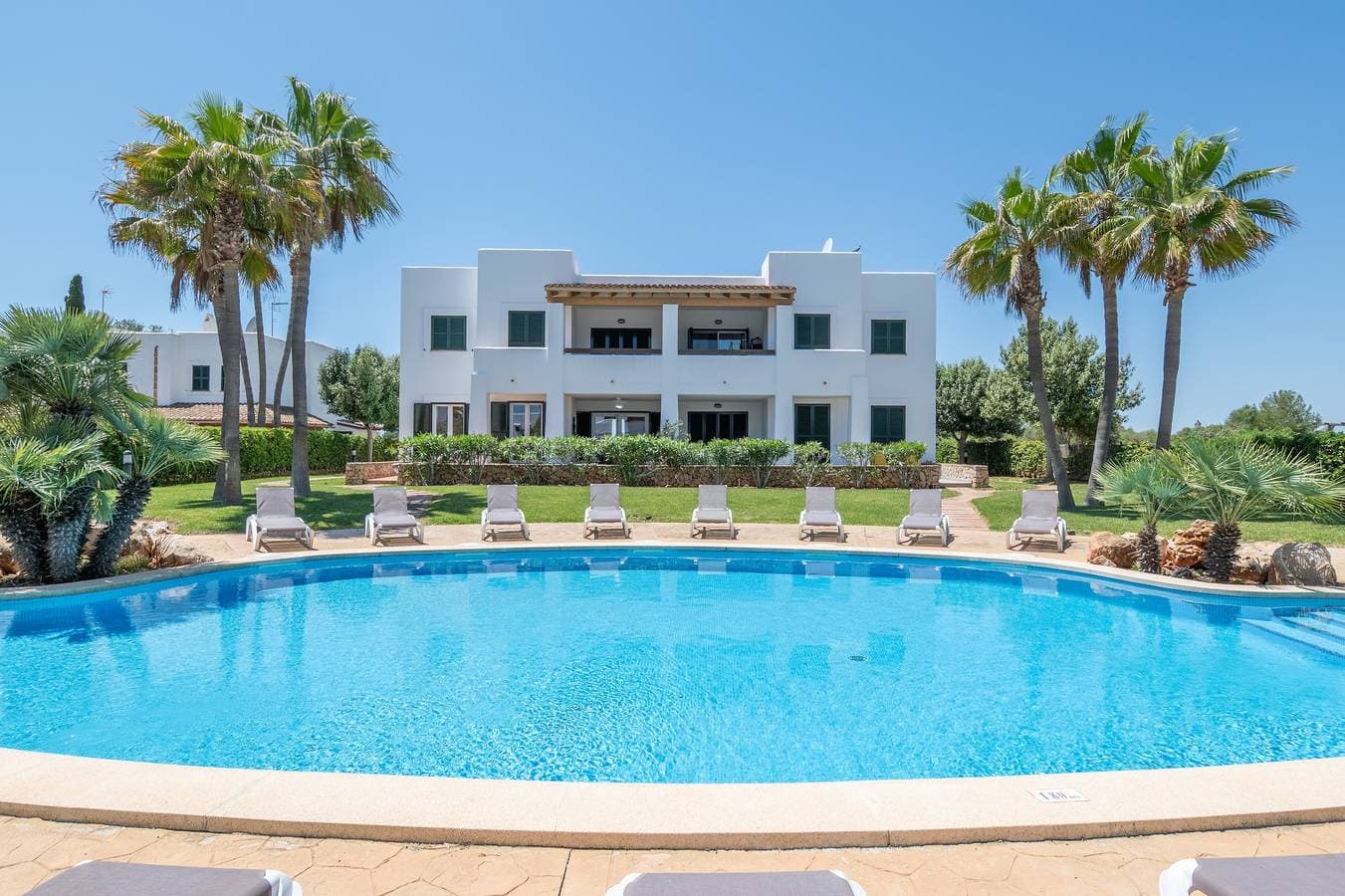 Foto 2 von 27: Ferienwohnung 'Cala Egos Villa - S'Estel' mit Gemeinschaftspool, Wi-Fi und Klimaanlage