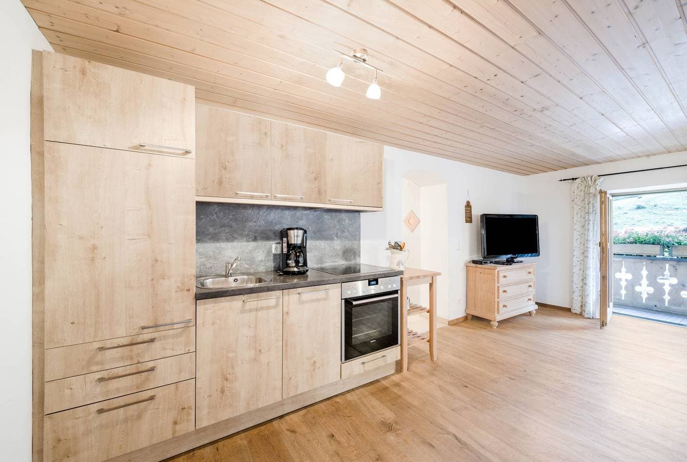 Foto 9 von 25: Ferienwohnung Waxenstein mit Balkon, Bergblick und WLAN