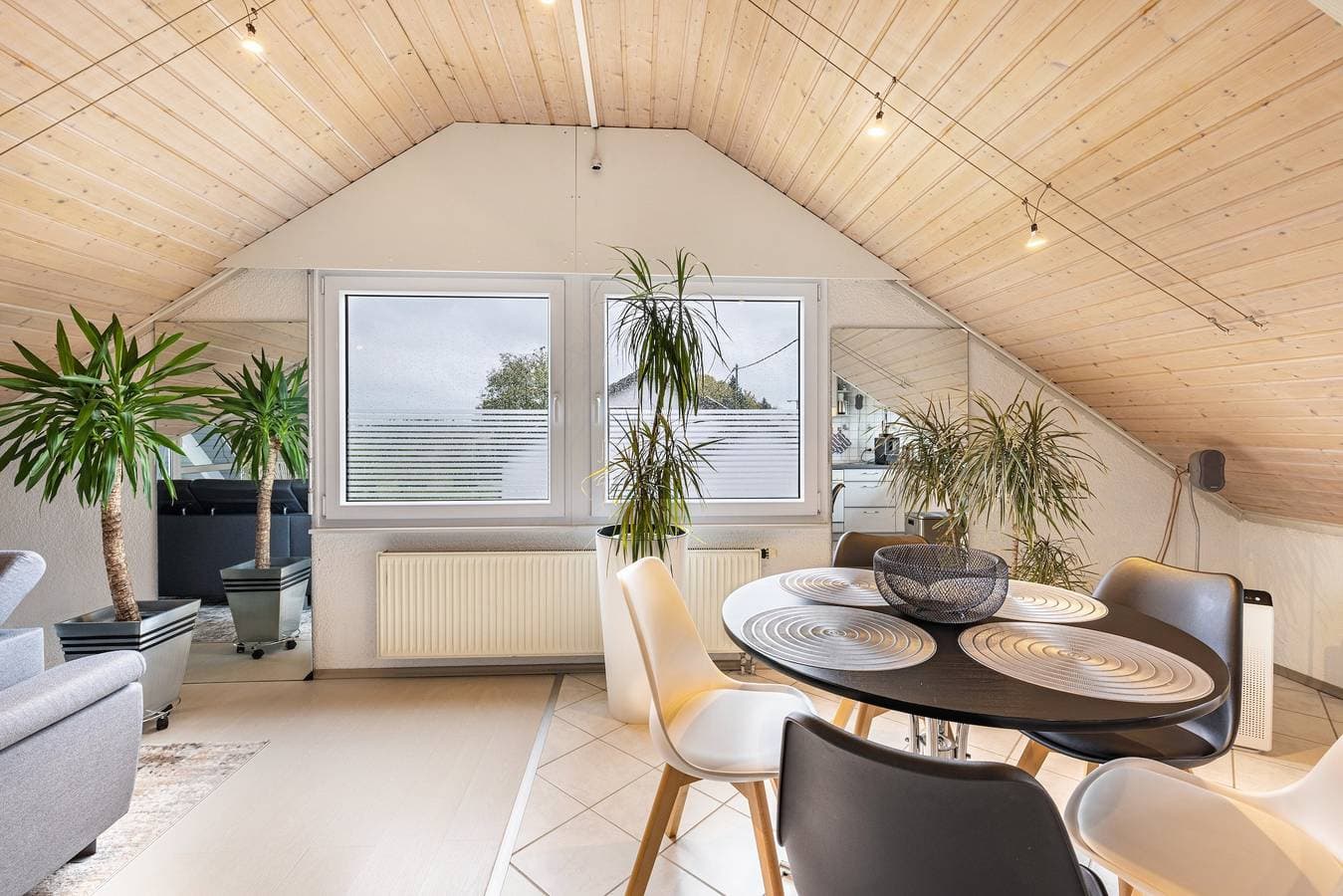 Foto 7 von 39: Ferienwohnung Christine mit Bergblick, privater Terrasse und WLAN