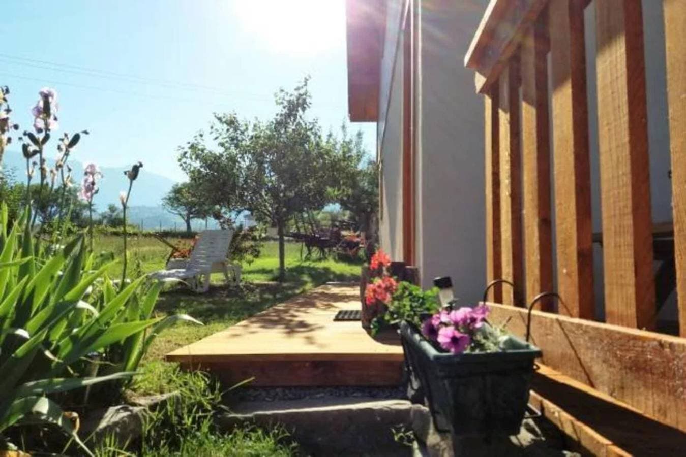 Foto 13 von 21: Ferienwohnung mit See- und Bergblick