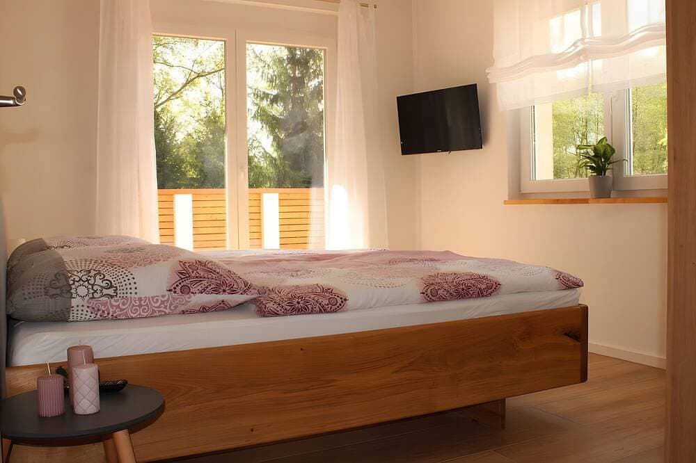 Foto 3 von 25: Ferienhaus am Mühlteich, Balkon & Terrasse