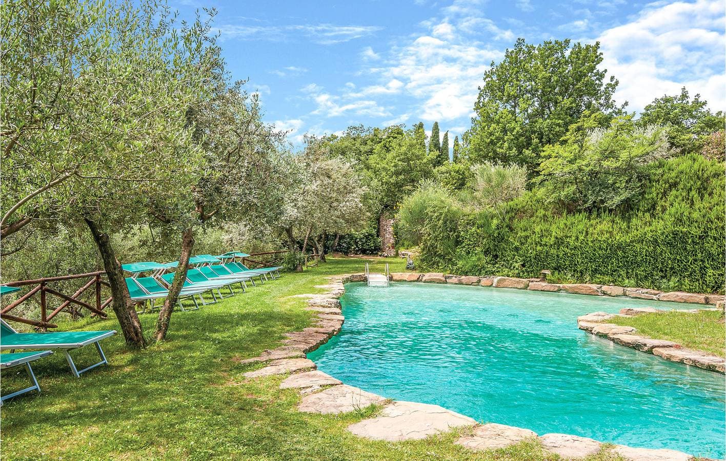 Foto 7 von 28: Apt am Fluss mit Parkplatz, Feuerstelle und Pool