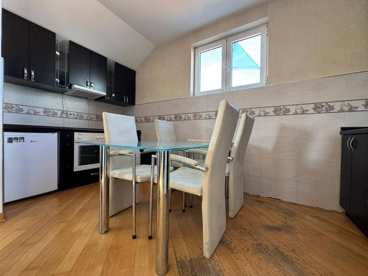 Foto 9 von 20: One-Bedroom Apartment with Balcony