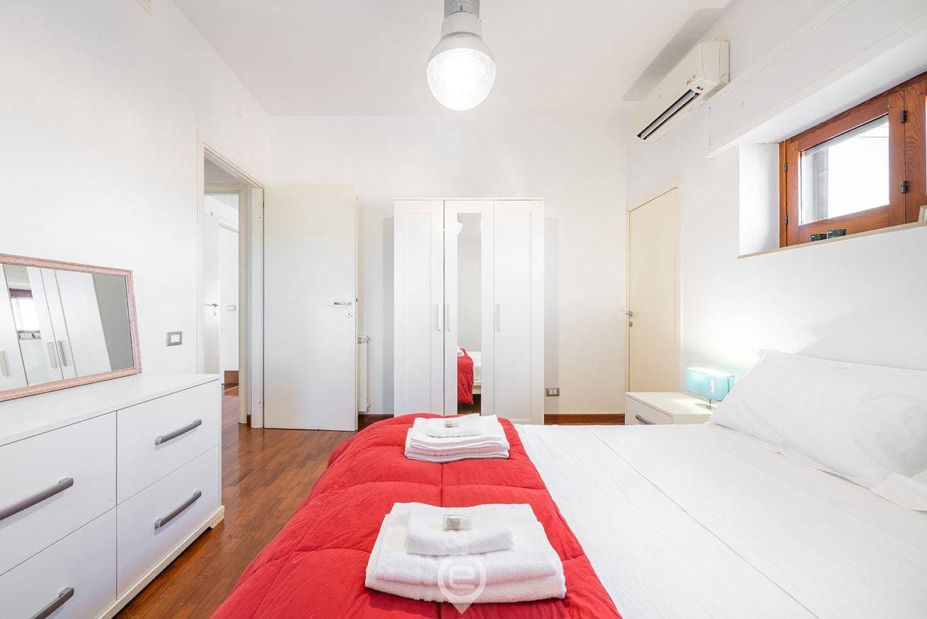 Foto 13 von 25: Ferienwohnung für 3 Personen mit Balkon/Terrasse