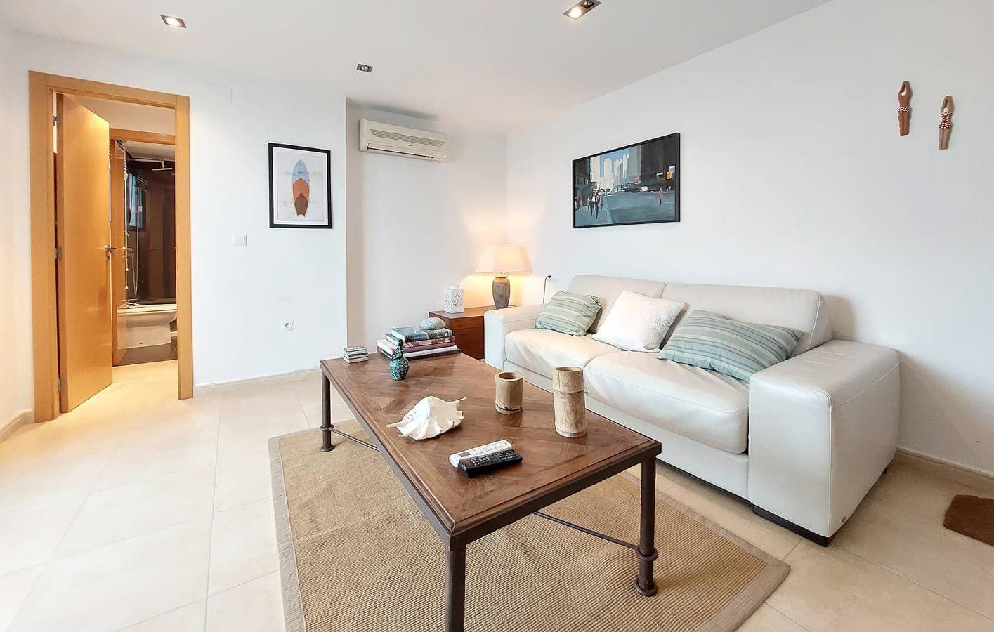 Foto 4 von 15: Apartment mit Meerblick, Parkplatz, Terrasse und AC