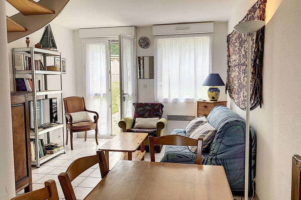 Foto 10 von 23: Geräumiges Duplex mit Terrasse in Strandnähe, ruhig und grün