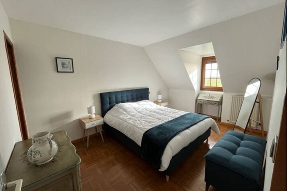 Foto 3 von 23: Gîte in Octeville - sur- Mer, sleeps 8, between Le Havre and Etretat, 3 bedrooms.