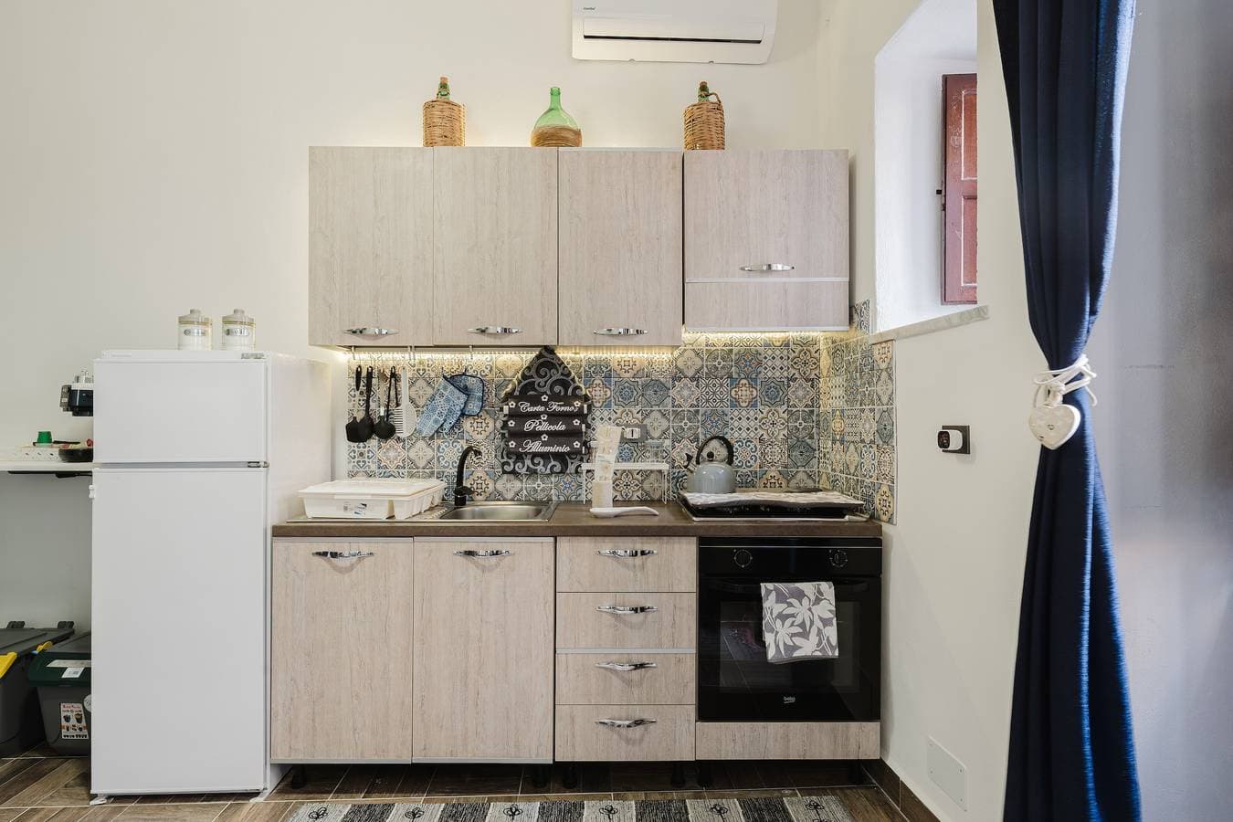 Foto 10 von 45: Ferienwohnung 'Montereale Holiday House' mit WLAN, Klimaanlage & Sauna auf Anfrage