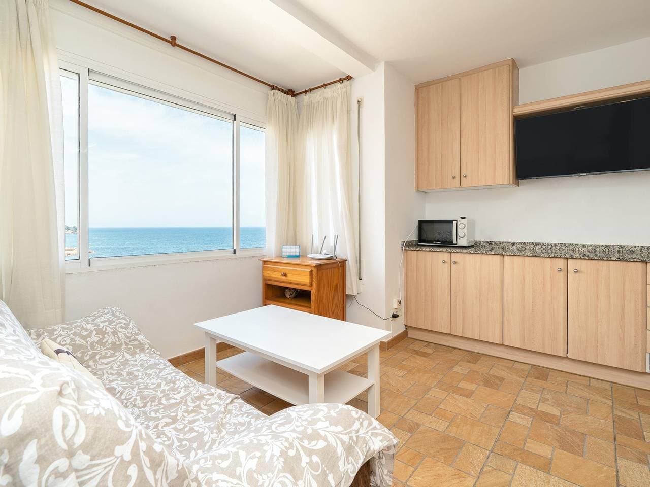 Foto 3 von 13: Ferienwohnung für 4 Personen mit Meerblick