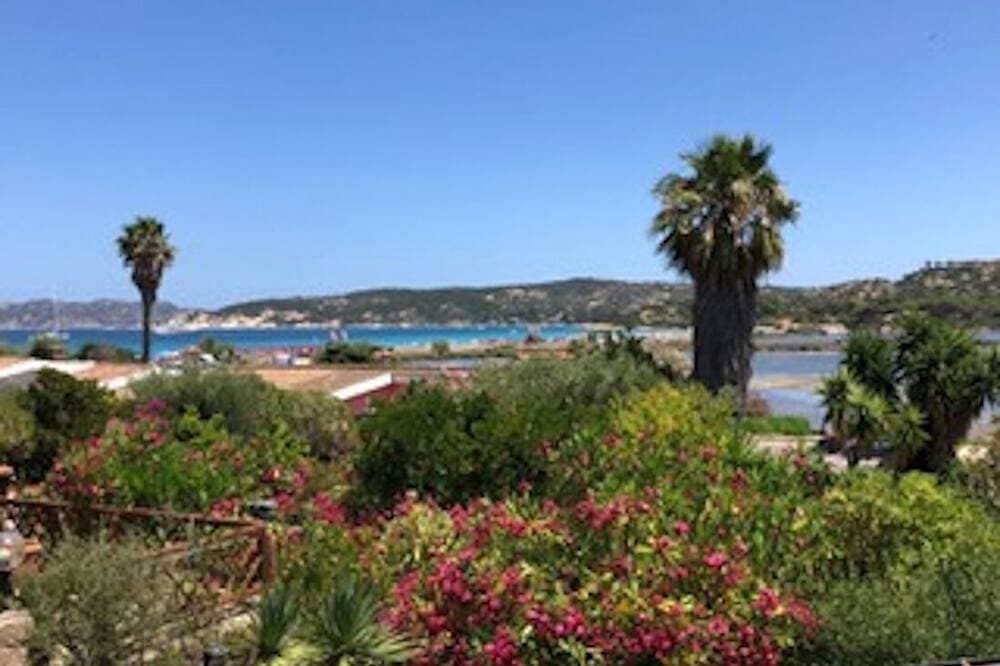 Foto 13 von 21: Three-room apartment Taverna sea view 200 mt beach