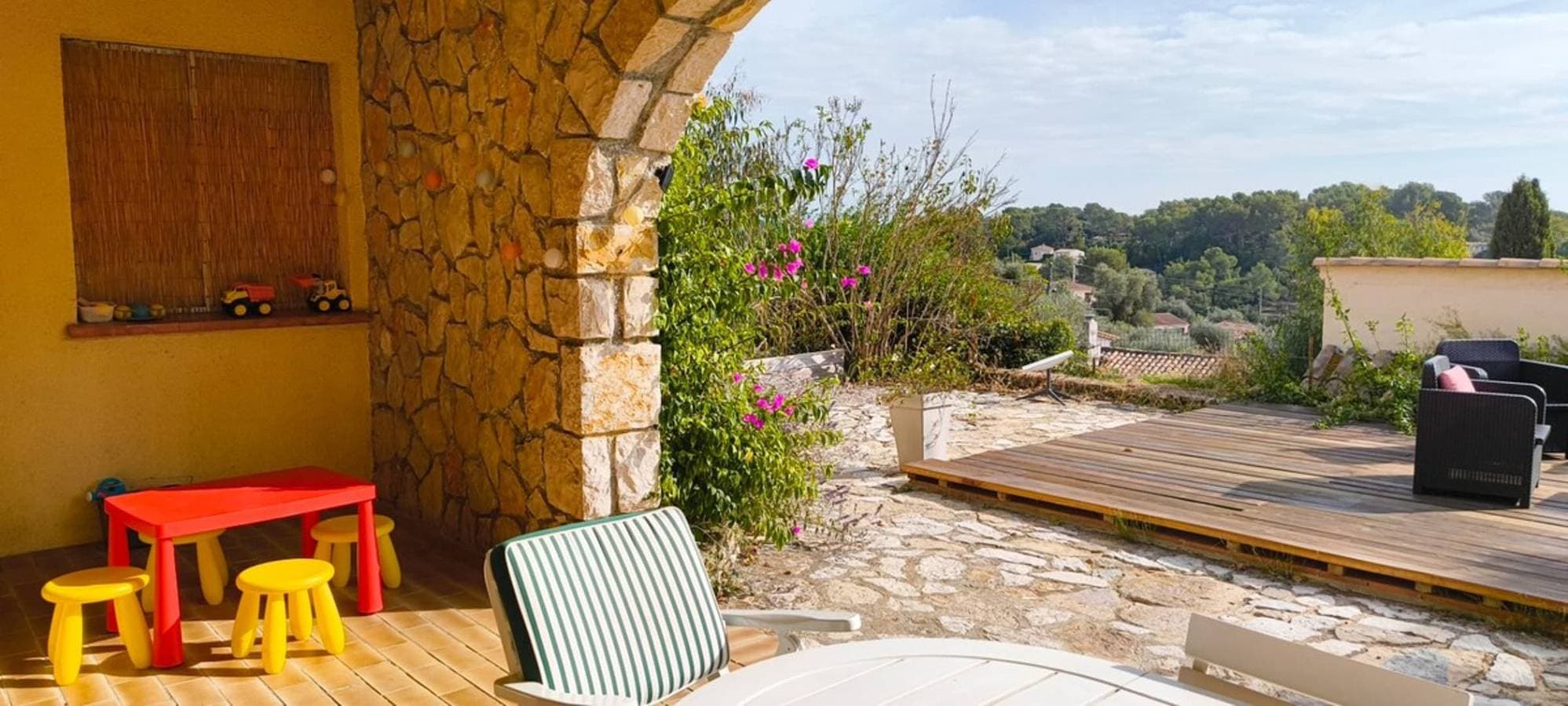 Foto 12 von 21: Ferienhaus für 6 Personen mit Terrasse