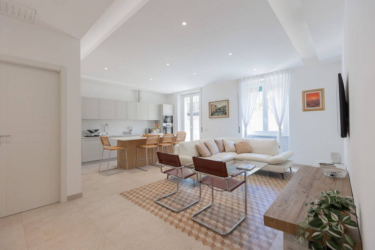 Foto 7 von 42: Ferienwohnung für 4 Personen mit Balkon/Terrasse