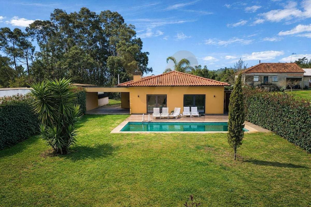 Stunning Villa with Pool and Garden 1