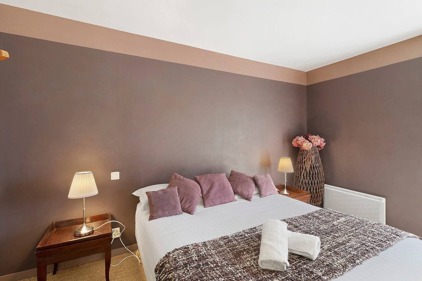 Foto 7 von 30: Gästezimmer „Aubergine“ mit Gemeinschaftspool nahe Sarlat