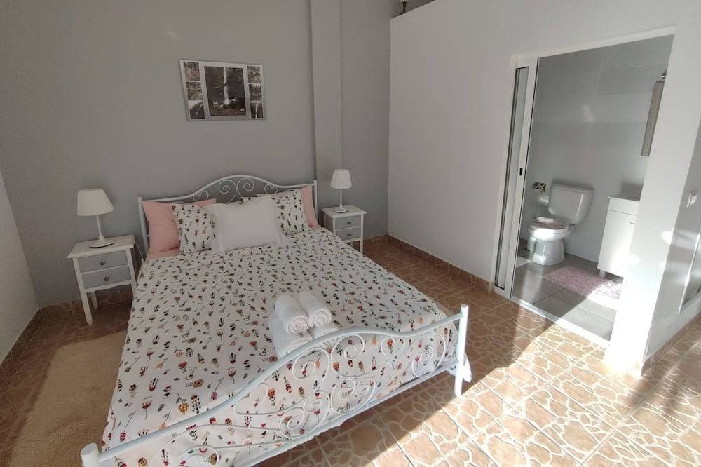 Foto 4 von 29: D'Hôtes- Zimmer Bed & Breakfast-Zimmer Von Hospedes- Nazaré- Alcobaça.