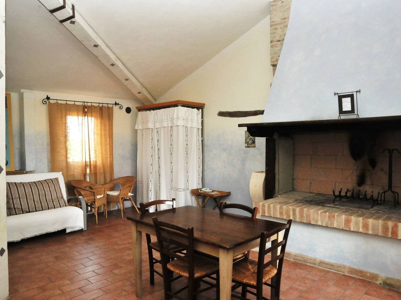 Foto 7 von 43: Wohnung in Castiglione Del Lago mit Garten, gemeinsamem Pool und Grill
