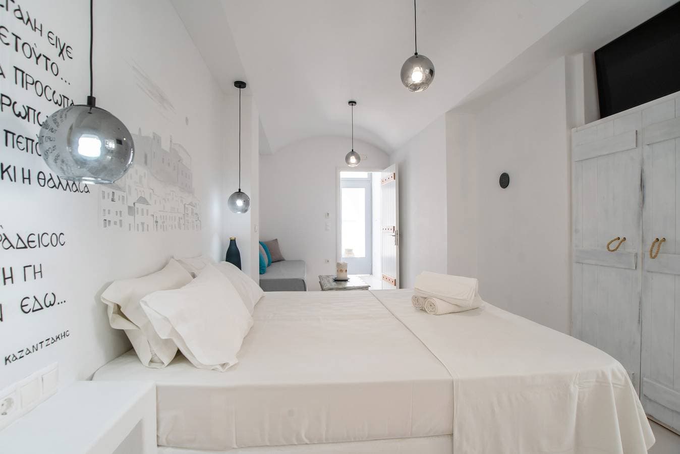 Foto 9 von 20: Einzimmerapartment 'Helmos Cozy' mit WLAN und Klimaanlage