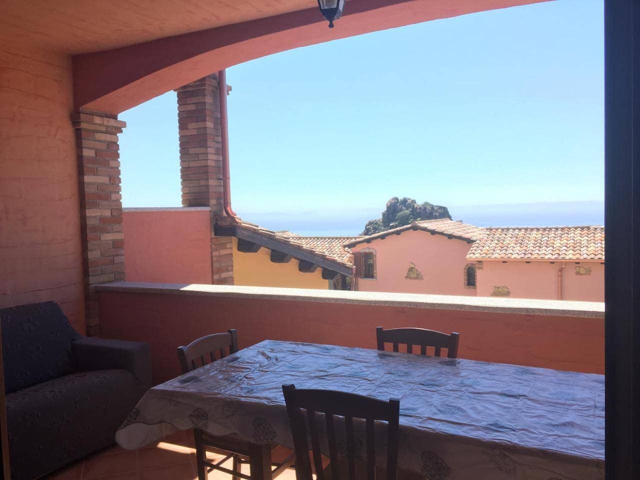 Foto 8 von 39: Studio Apartment with Sea View