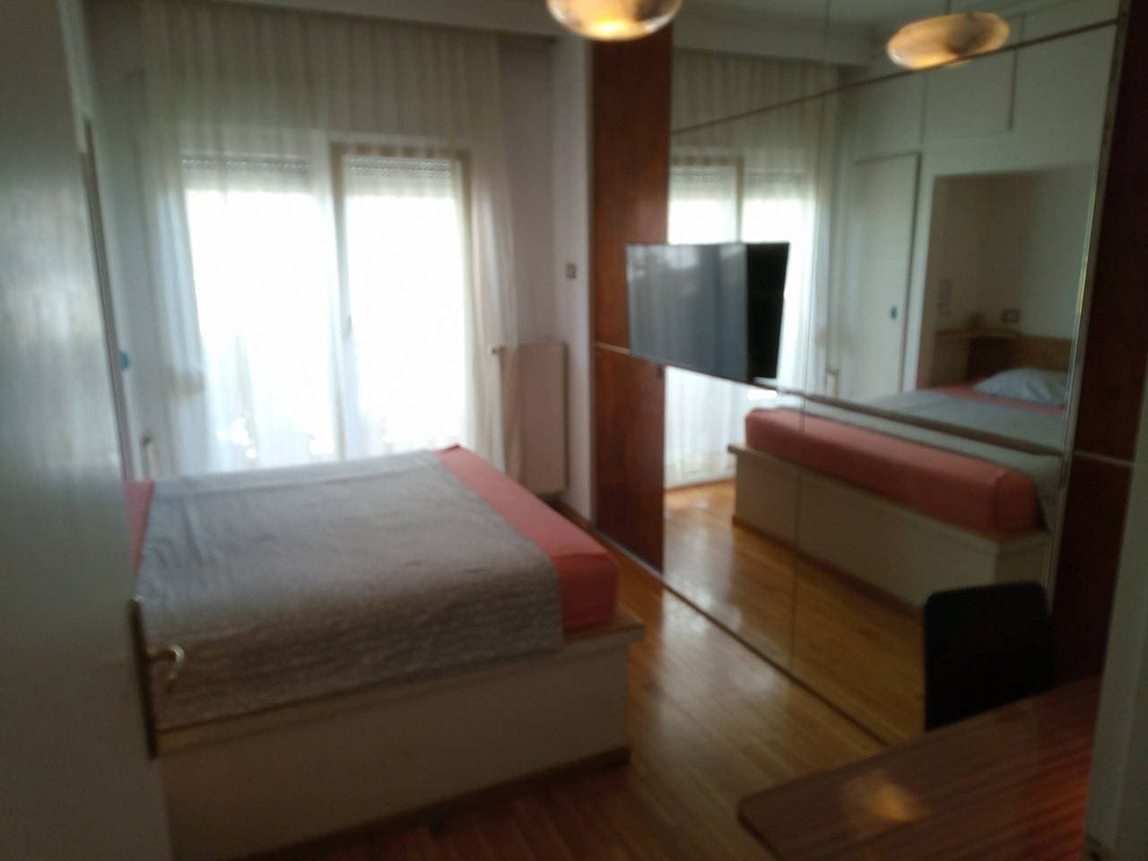 Foto 4 von 10: Privates Zimmer am Wasser, eigenes Badezimmer