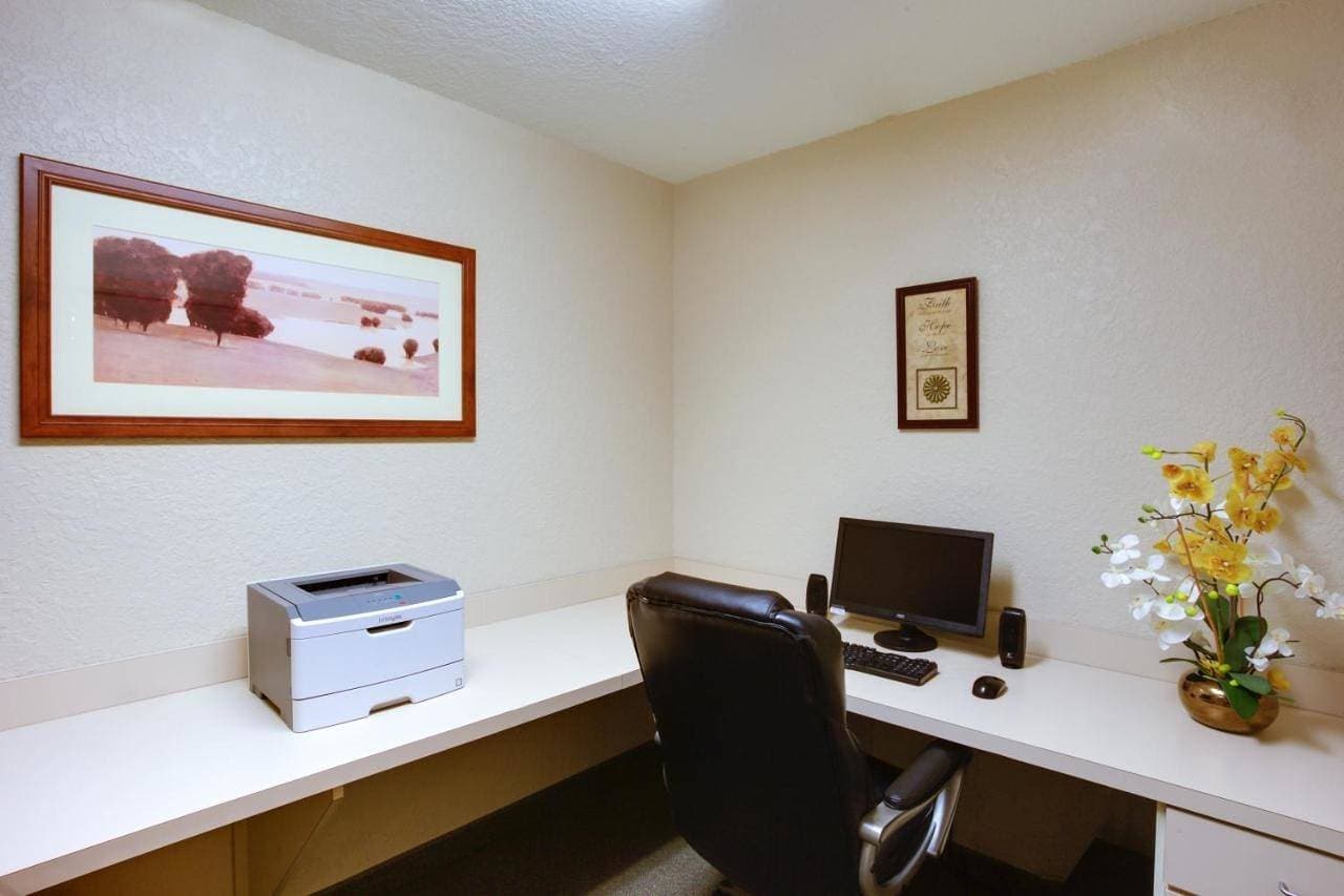 Foto 9 von 19: Candlewood Suites Chesapeake-Suffolk, an Ihg Hotel