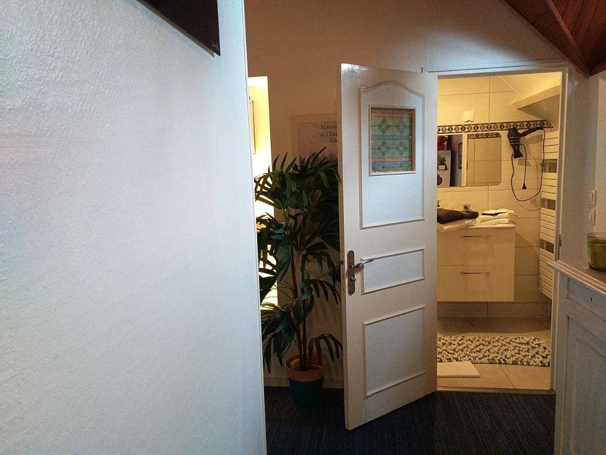 Foto 5 von 9: King Room