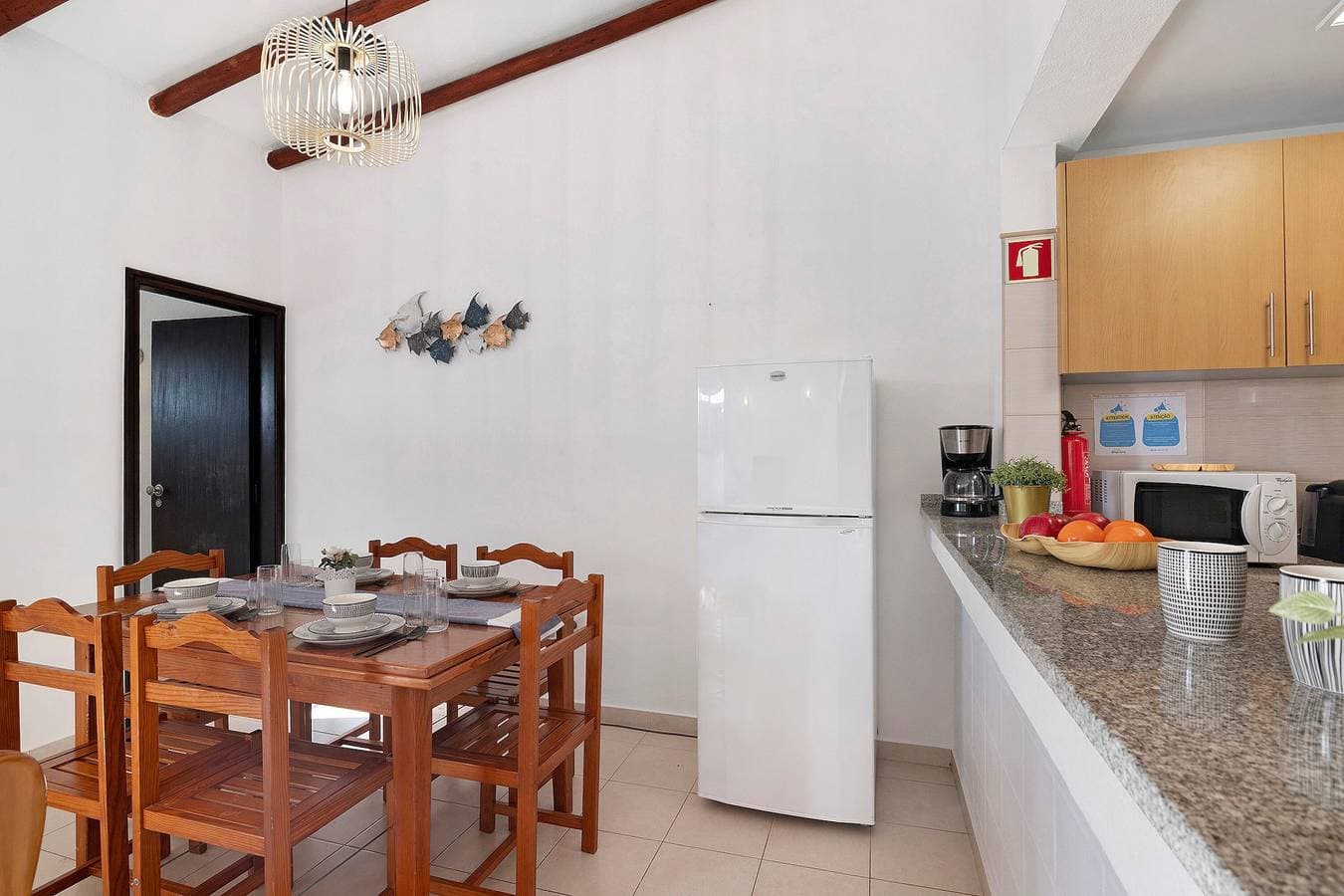 Foto 9 von 26: Apartment 'Moradia Das Gaivotas 6' mit Gemeinschaftspool, Garten und Balkon