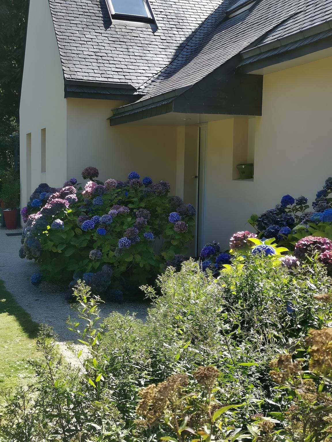 Foto 3 von 23: Privatzimmer 'Les Hortensias'