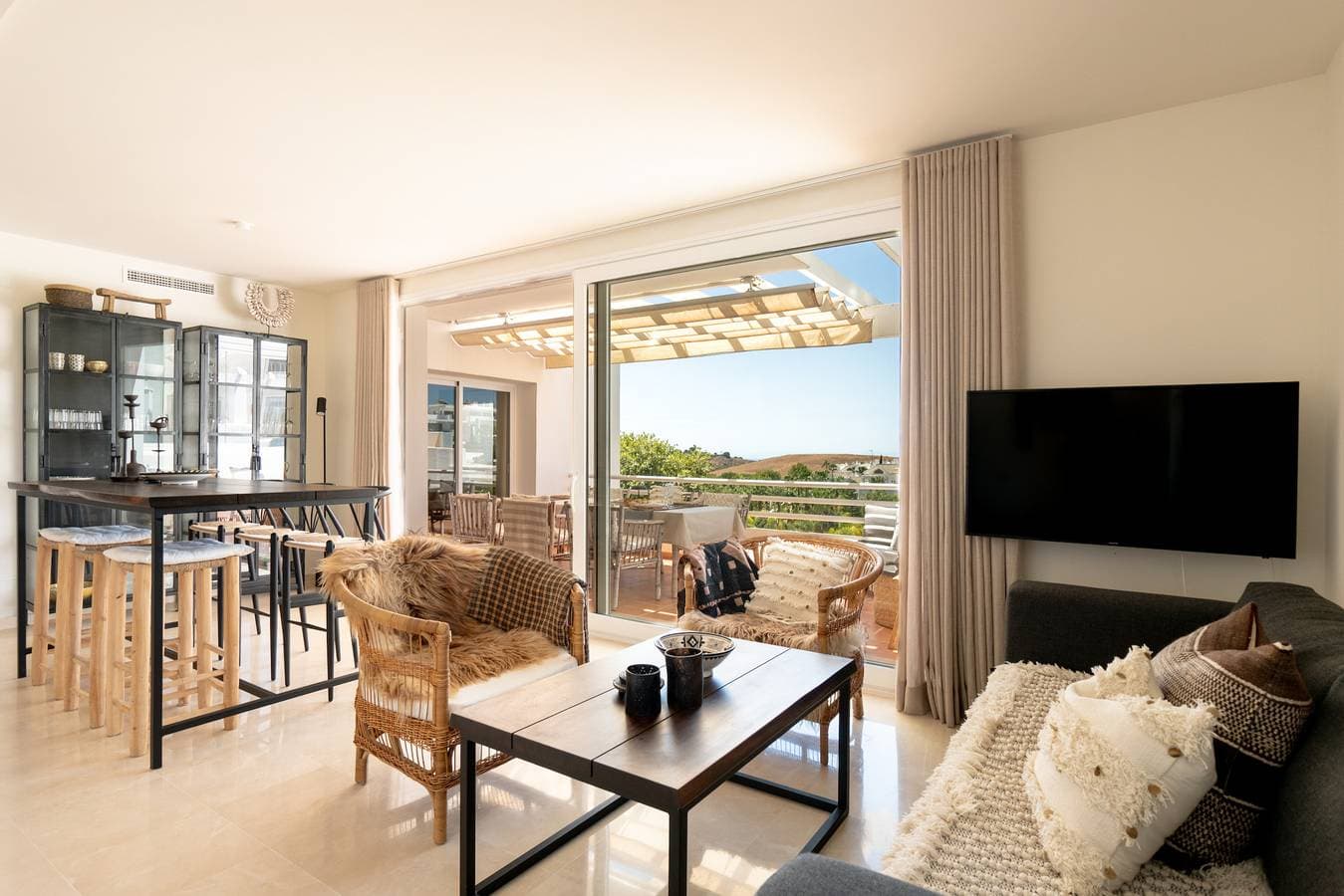 Foto 5 von 26: Alcazaba Lagoon Estepona - Luxury Boho Apartment