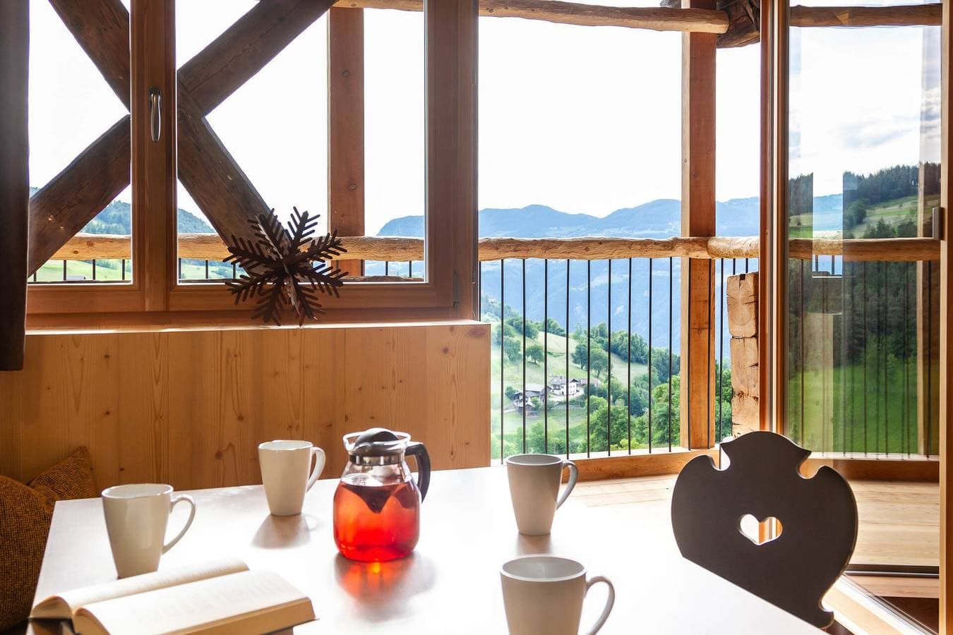 Foto 7 von 15: Ferienwohnung "Daimlhof Ferienwohnung Moosherz" mit Bergblick, Garten, Balkon und WLAN