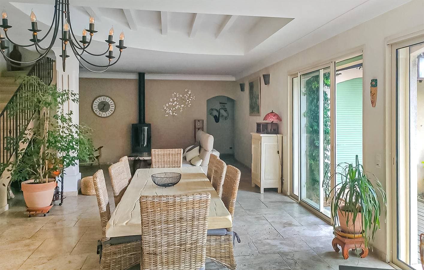Foto 4 von 18: Modernes Apartment mit Pool & Terrasse bei Cabris