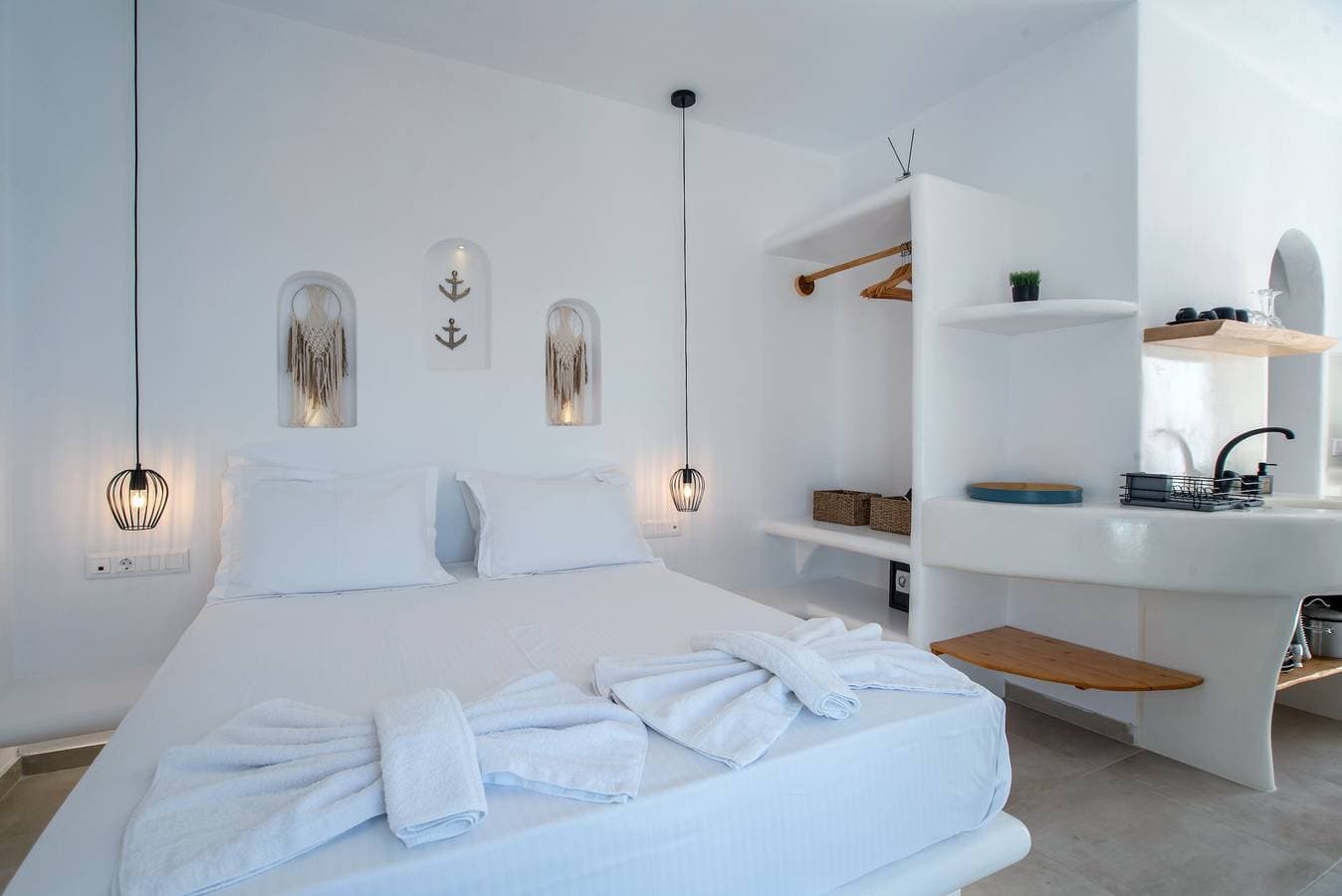 Foto 7 von 31: Ferienwohnung in einem Hotel 'Naxos Earth Suites Deluxe Double' mit Meerblick, WLAN und Klimaanlage