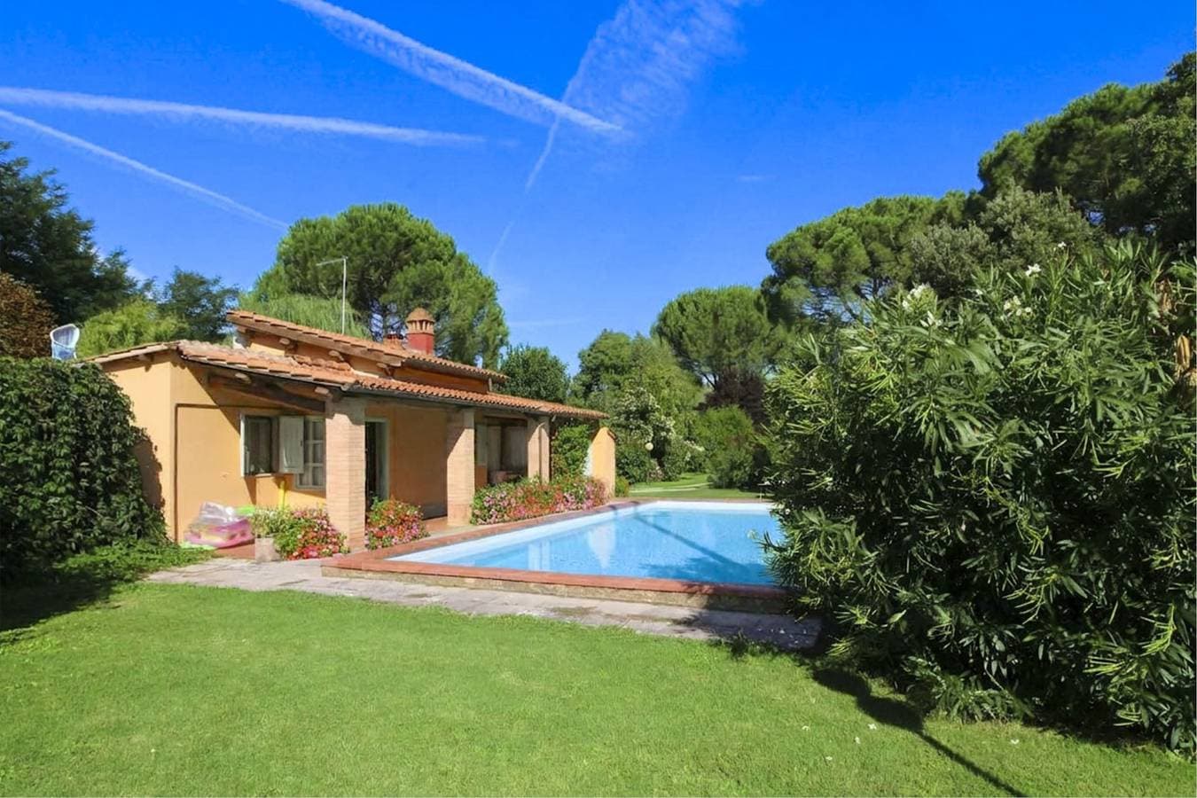 Foto 1 von 30: Villa für 3 Personen mit Pool