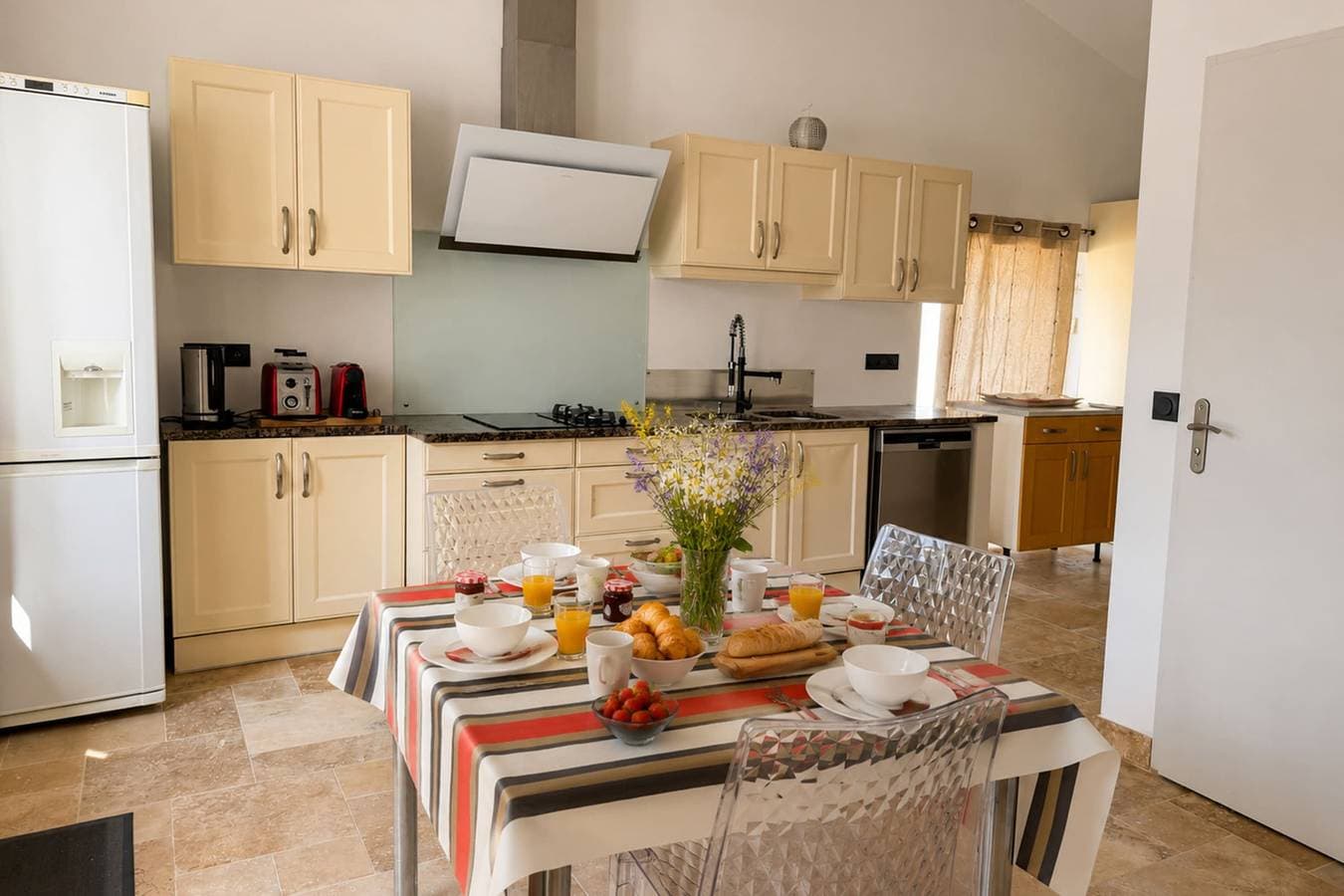 Foto 4 von 15: House of 103 m² with 2 terraces in Saint-Xandre