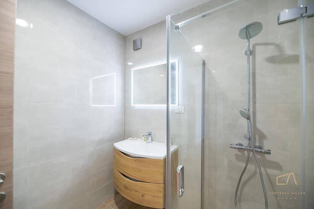 Foto 8 von 30: Erstklassige Ferienwohnung Loma Three mit Pool und Garten auf Krk
