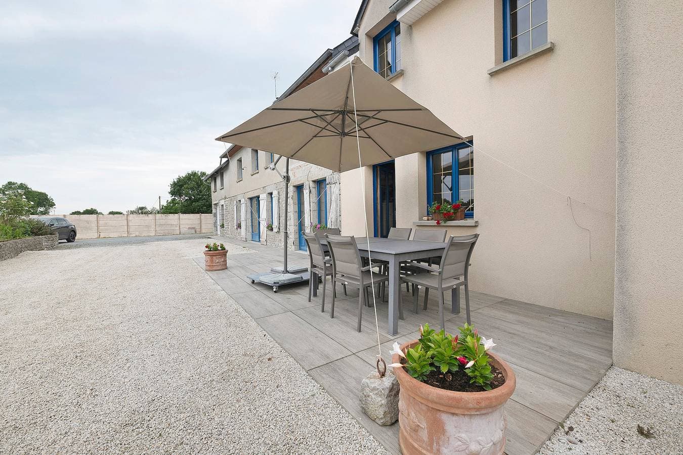 Foto 3 von 22: Bed & Breakfast 'Chambre Chausey' mit Gemeinschaftsterrasse, Garten & WLAN