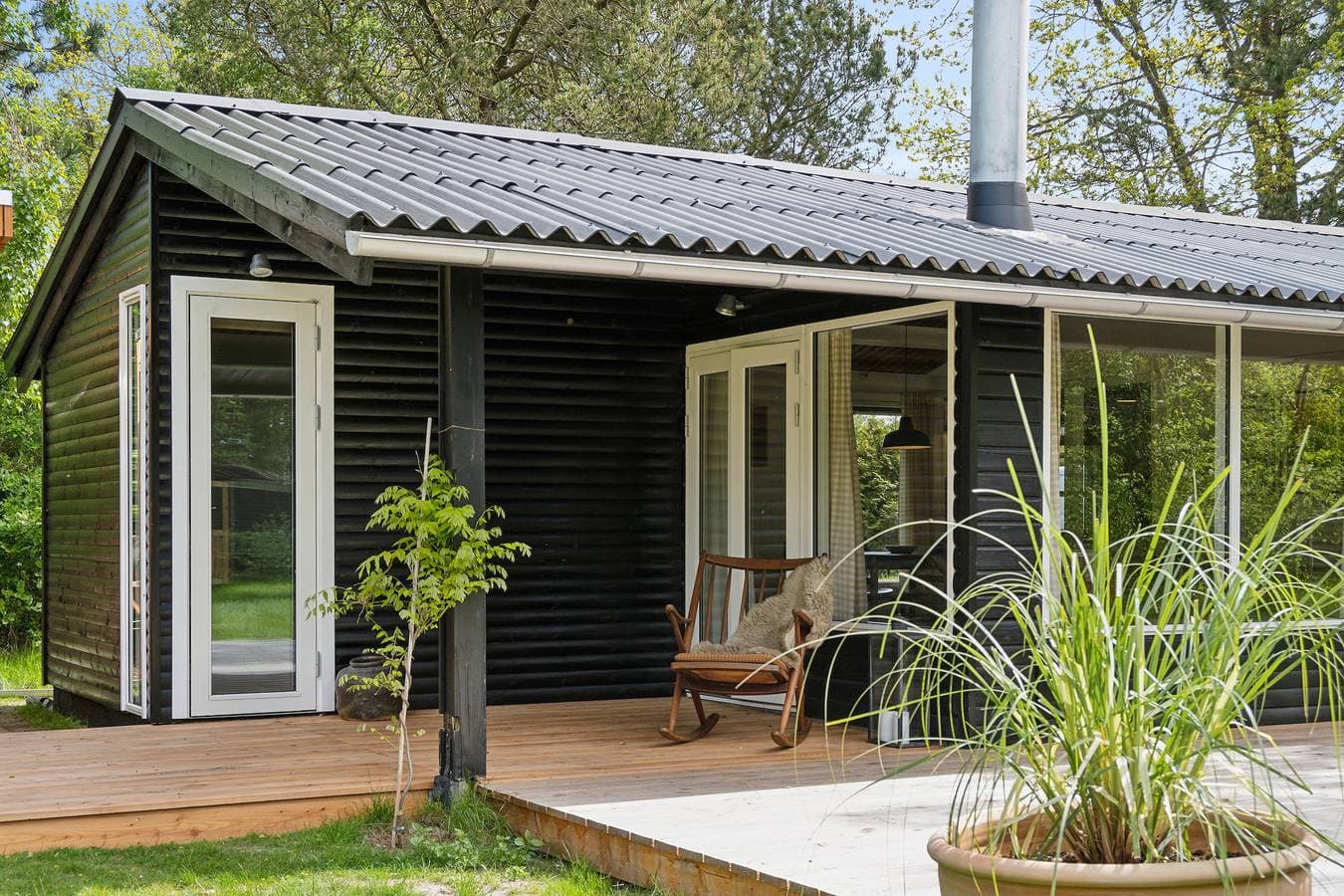 Gemütliches Ferienhaus mit Wildnisbad und Sauna 1