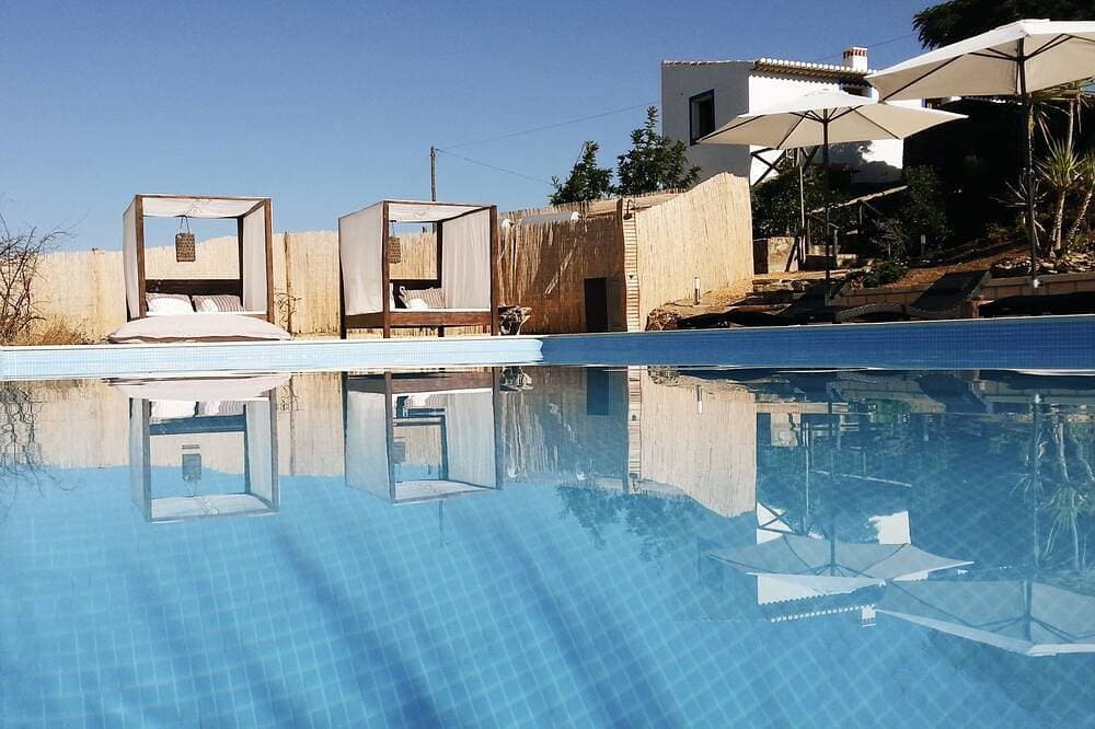 Vacation Rental Castro da Cola 1