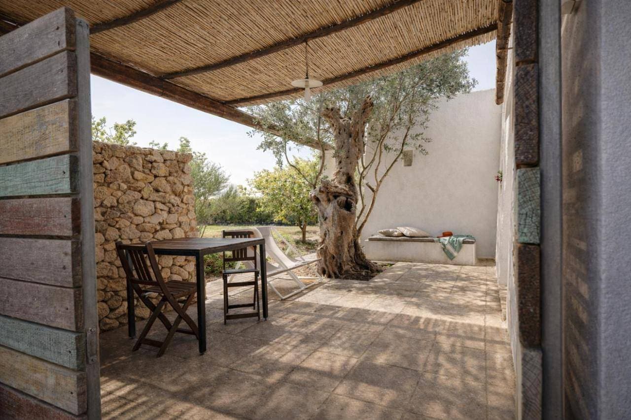 Foto 5 von 9: Large Double Room with Patio