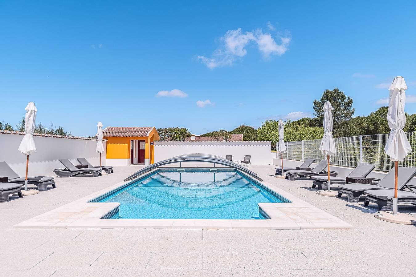 Foto 7 von 48: Ferienwohnung 'Casa Da Charneca - Suite Standard' mit Gemeinschaftspool, Wi-Fi und Klimaanlage